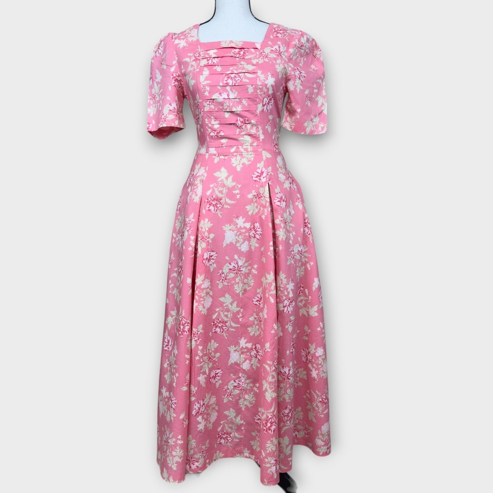 Laura Ashley Floral Midi Dress vtg US 6 Pink Pintuck Cotton Cottagecore Prairie